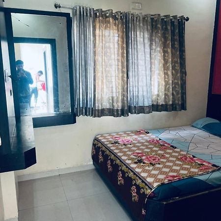 Hotel Sai Vasant Vihar Shirdi Zewnętrze zdjęcie
